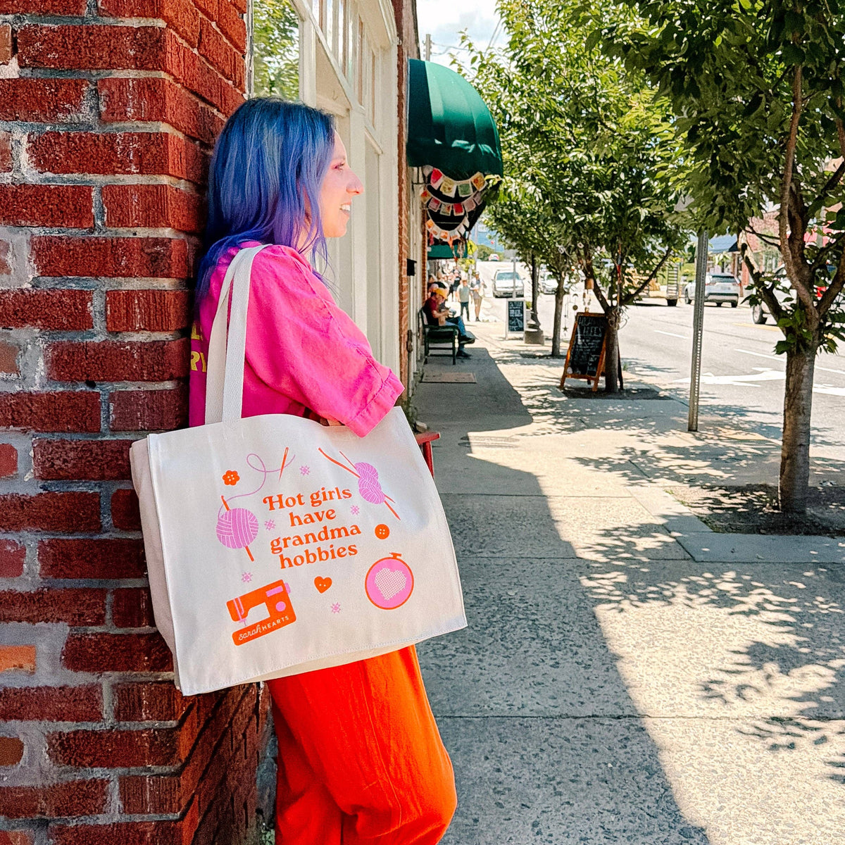 Sarah Hearts - Hot Girls Have Grandma Hobbies Tote Bag