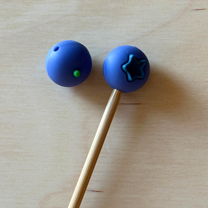 Comma Craft Co - Blueberry Needle Toppers