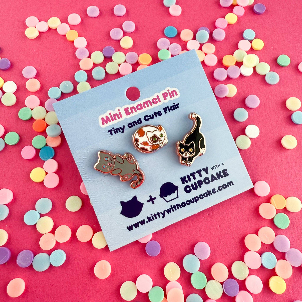 Kitty with a Cupcake - Cats Mini Enamel Pin Pack