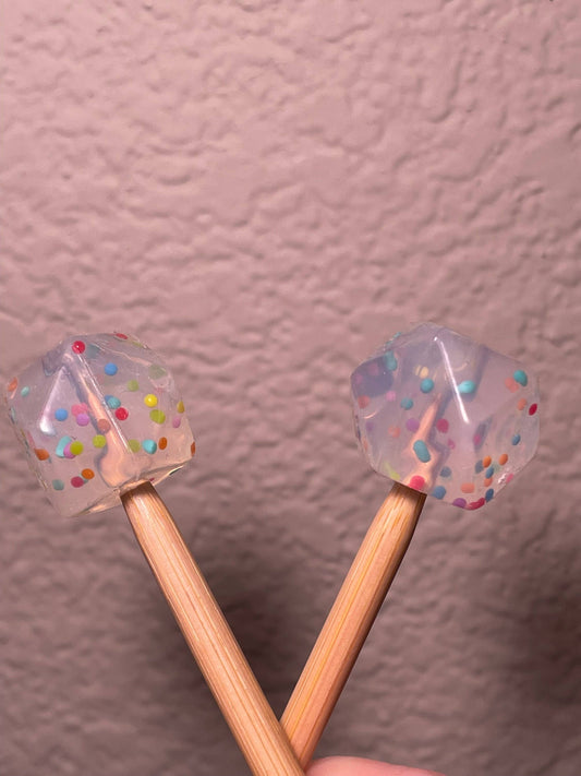 Comma Craft Co - Confetti Needle Toppers