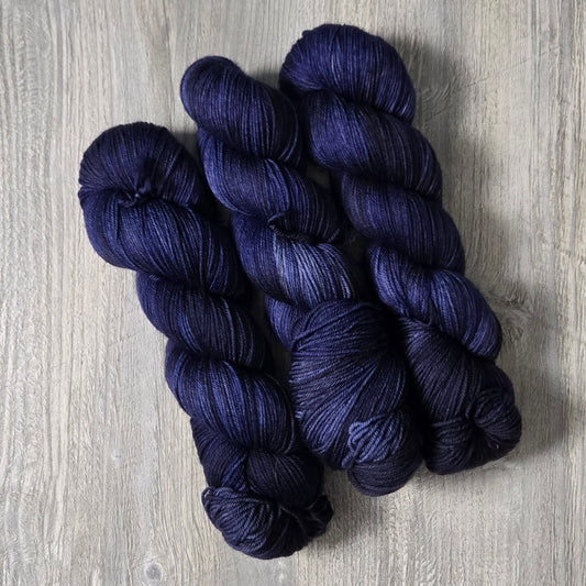 3StitchesShort - Mated Dragons