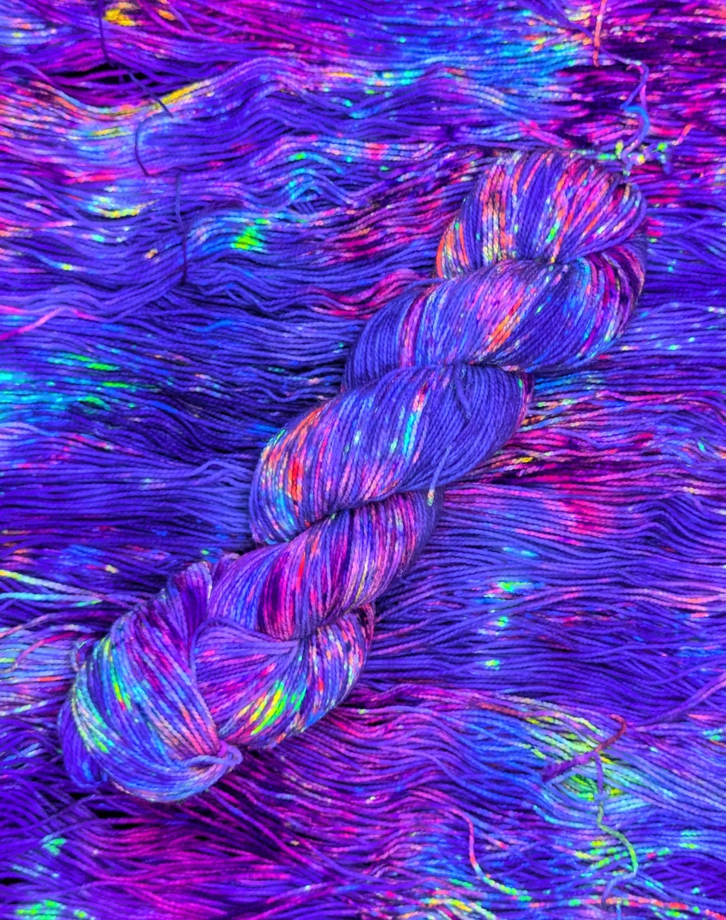 Supernova Dyeworks - Red Wine Supernova