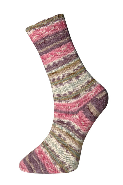 Universal Yarn - Saunter