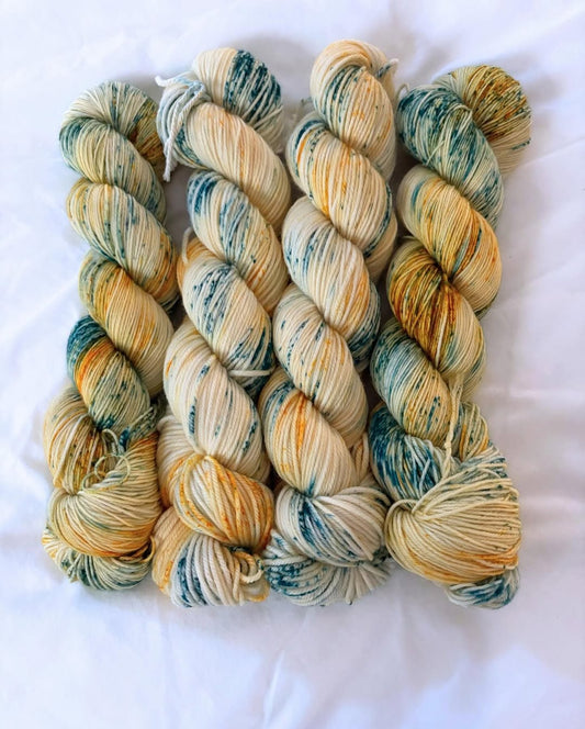 Solstice Fiber Studio - Wild Honeysuckle